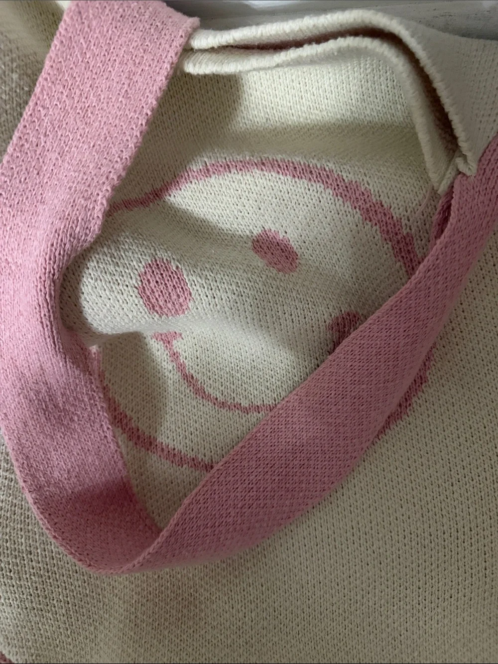 Cream and Pink Knit Smiley Shoulder Bag